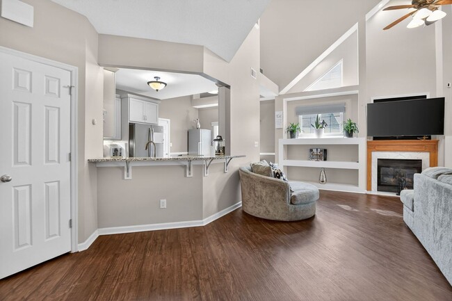 Building Photo - 6044 Steeplechase Ln