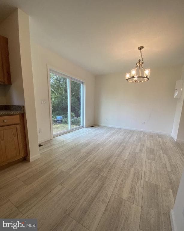 Building Photo - 275 Bondsville Rd