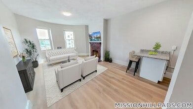 Building Photo - 44 Guild St