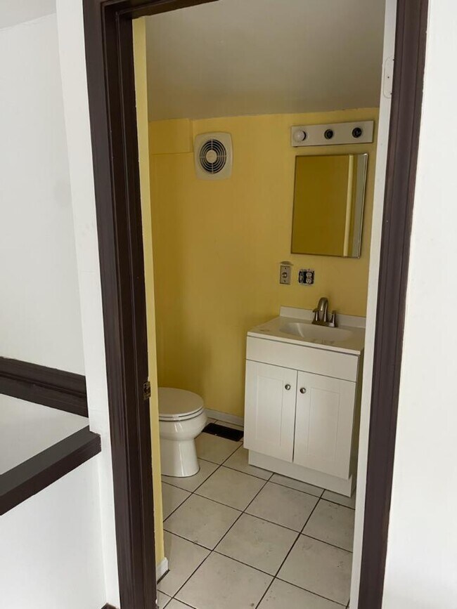 529 6th Ave, Dayton, KY 41074 House Rental in Dayton, KY