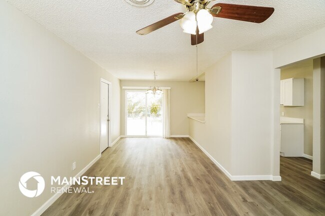 Building Photo - 3219 Bob Billa St