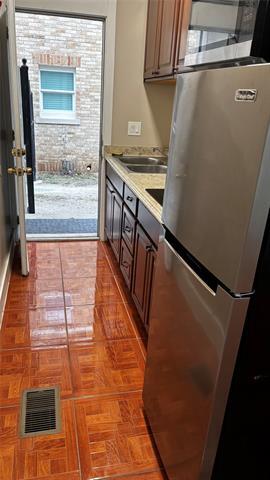 Foto del edificio - 4618 Eastside Ave