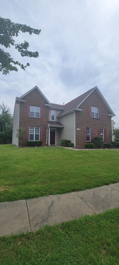 Primary Photo - 11111 Sedgemoor Ln