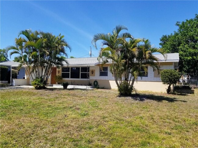 Building Photo - 6731 31st Terrace N