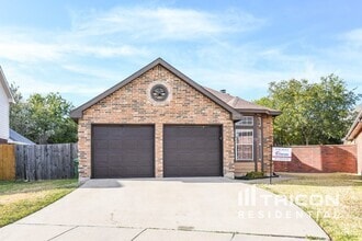 Building Photo - 6901 Driffield Cir