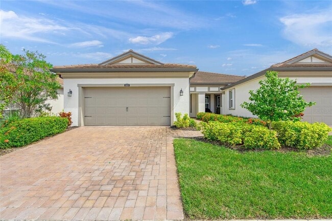 Foto del edificio - 8658 Rain Song Rd