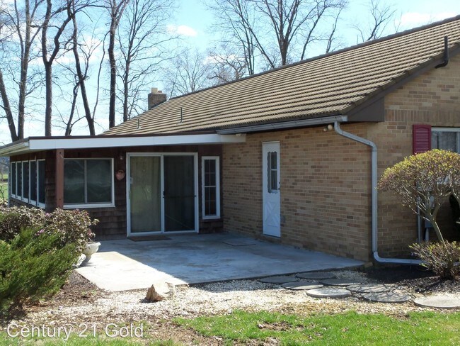 Building Photo - 413 Oak Haven Rd