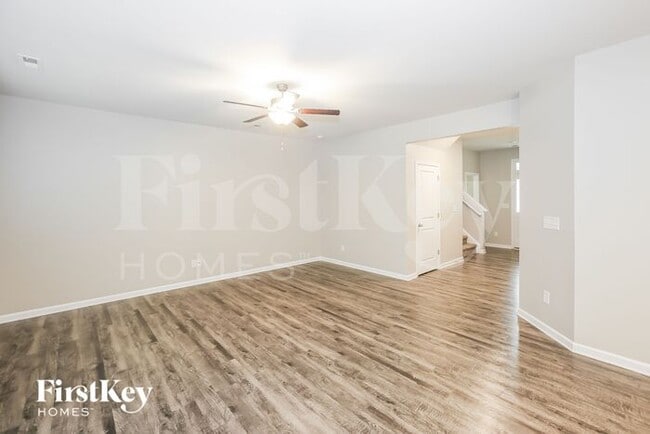 Building Photo - 9640 Hamel St