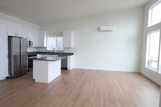 Foto del edificio - 12903 SE Ridgecrest Rd