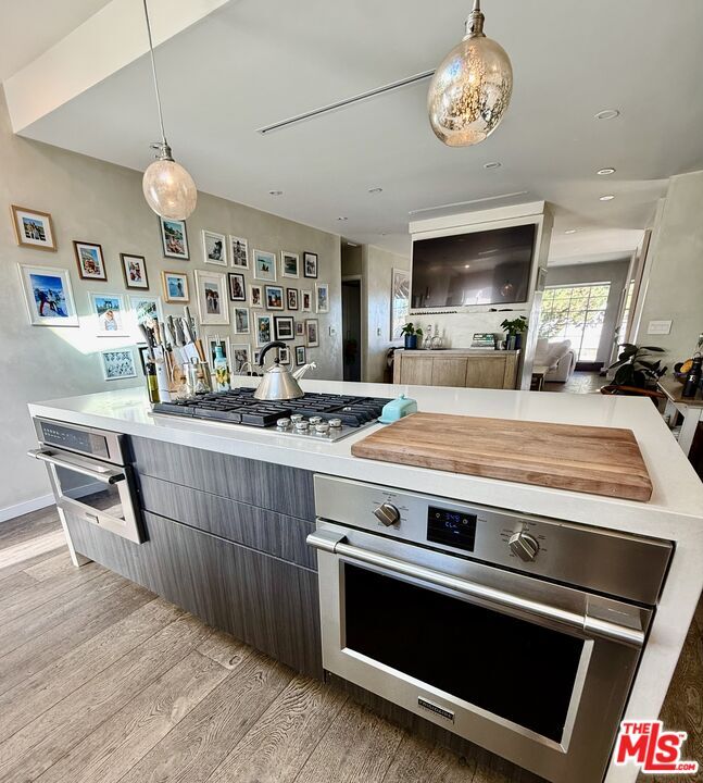 Building Photo - 7621 Stetson Ave