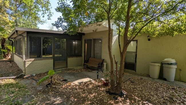 Building Photo - Williamsburg Rental
