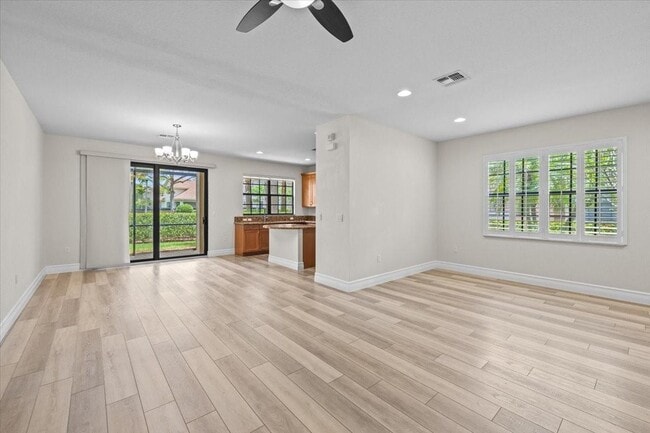 Building Photo - 10845 NW 74th Dr