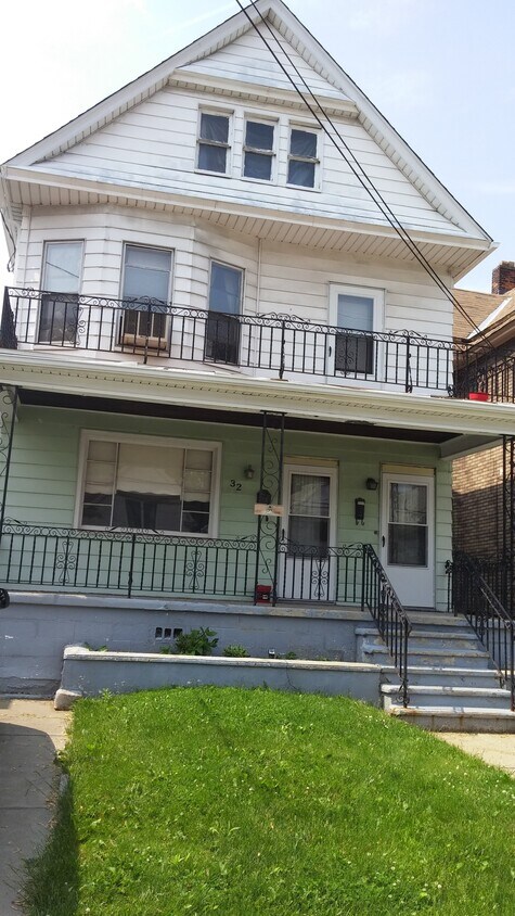 Primary Photo - 32 Zittel St