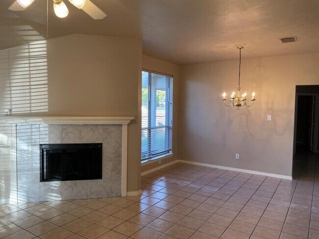 Building Photo - 6538 Kentwick Dr