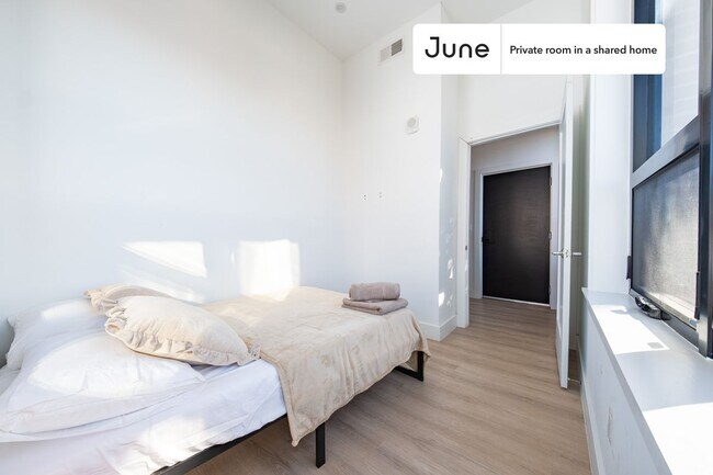 Foto del edificio - Room in Shared 4 bed/2 bath home