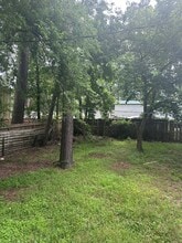 Building Photo - 20183 Lakeway Ln