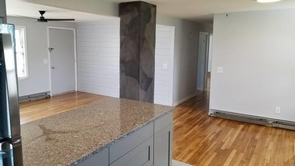 Foto del edificio - 75 Buckwheat Ave