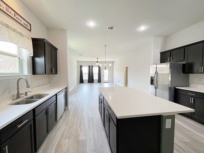 Foto del edificio - 4 Bedroom House in Hunters Trace