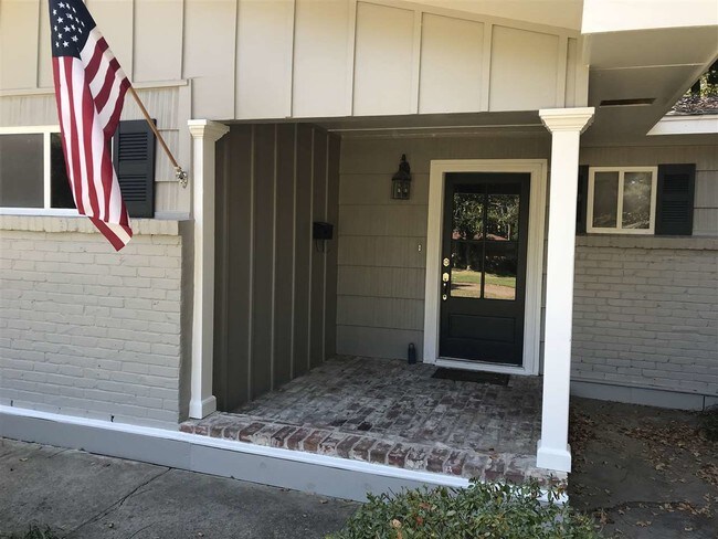 Foto del edificio - 1375 Kimwood Dr