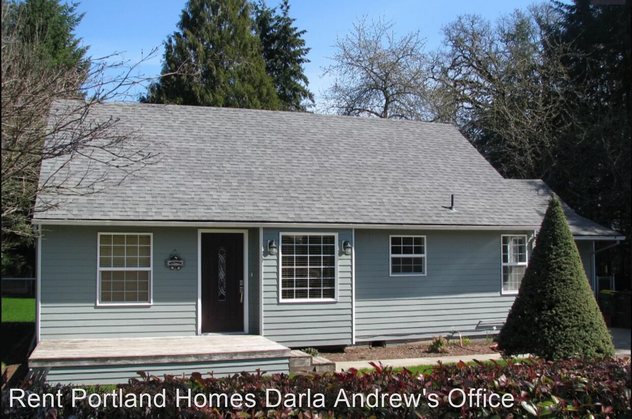 Primary Photo - 3 br, 1.5 bath House - 1535 Maple St
