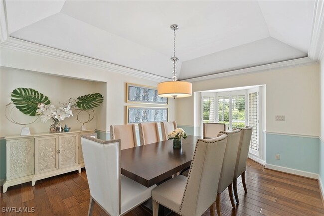 Foto del edificio - 2700 Treasure Ln