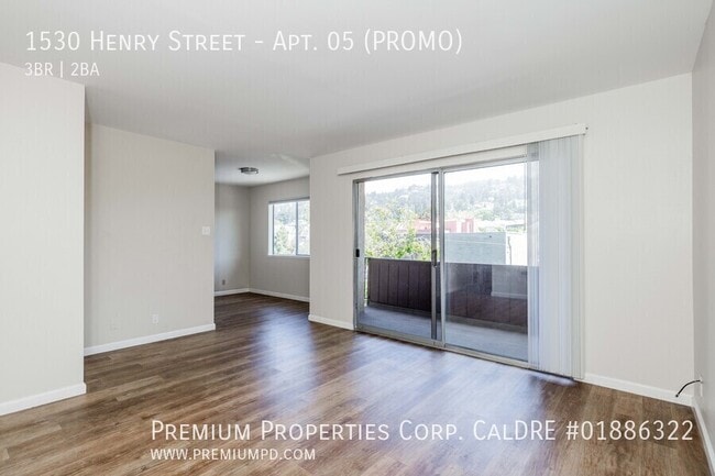 Foto del edificio - 1530 Henry St