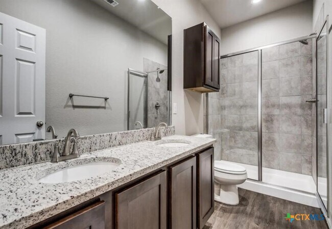 Building Photo - 626 Heathers Wy