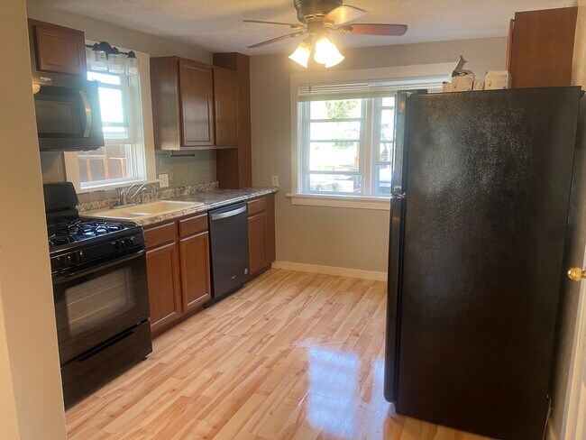 Building Photo - 1408 Purvis Ave