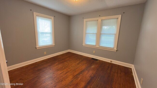 Foto del edificio - 1410 Plank Rd