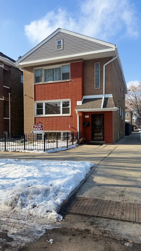Photo - 4900 S Komensky Ave (Chicago, IL)