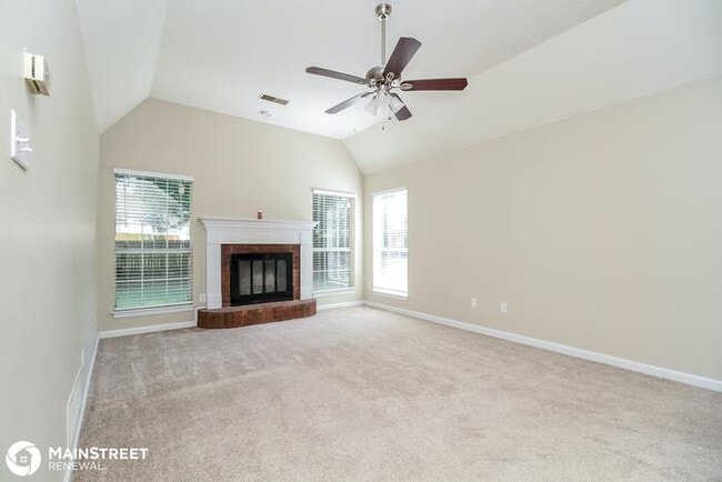 Building Photo - 10104 Fox Chase Dr, Olive Branch, MS 38654