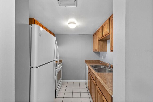 Foto del edificio - 5820 N Church Ave