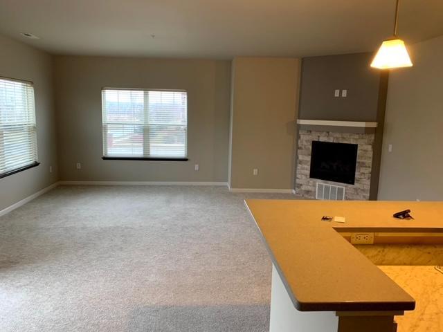 Primary Photo - 5192 Sassafras Drive #201