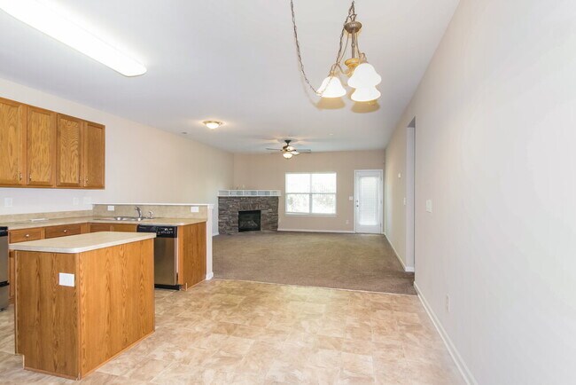 Foto del edificio - 10926 Slalom Hill Rd