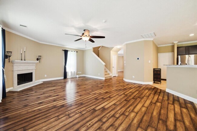 Foto del edificio - 16018 Heights Harvest Ln