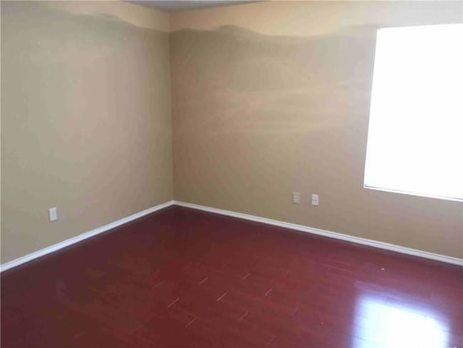 Building Photo - 1037 Mazourka Dr