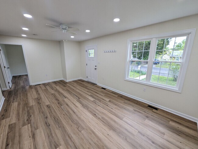 Building Photo - 118 Nelson Drive, Williamsburg VA 23185