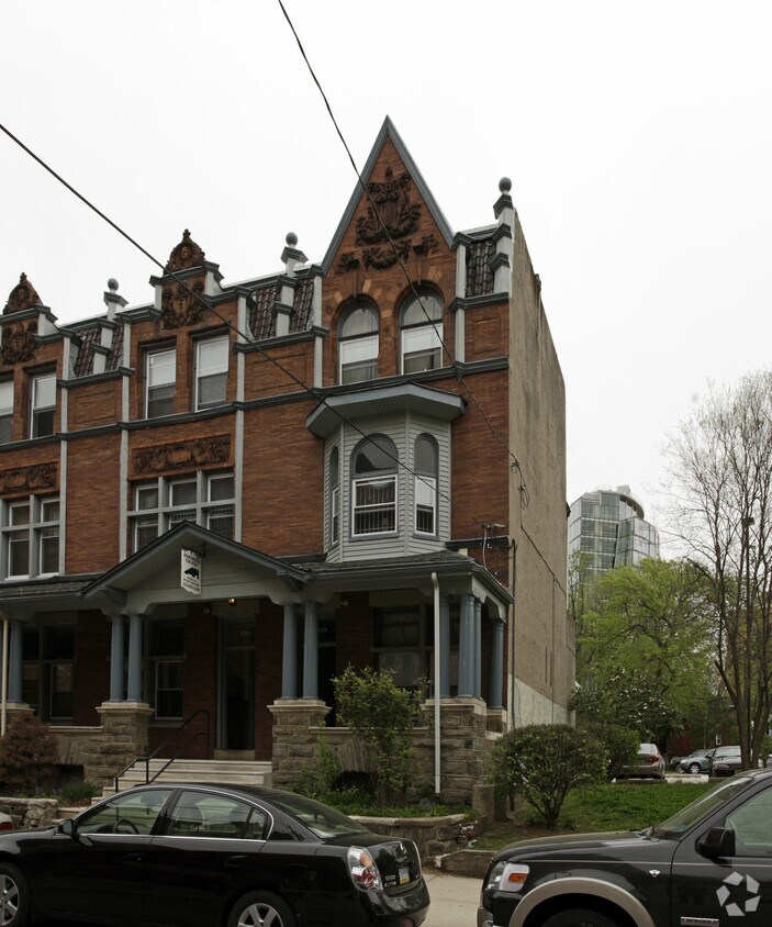 Foto principal - 213 N 35th St