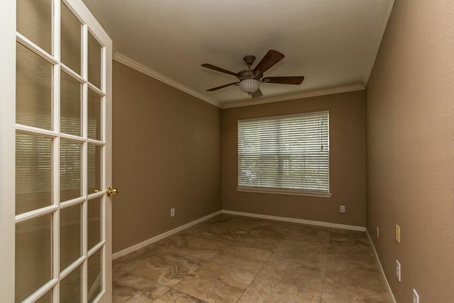 Building Photo - 178 W Greywing Cir