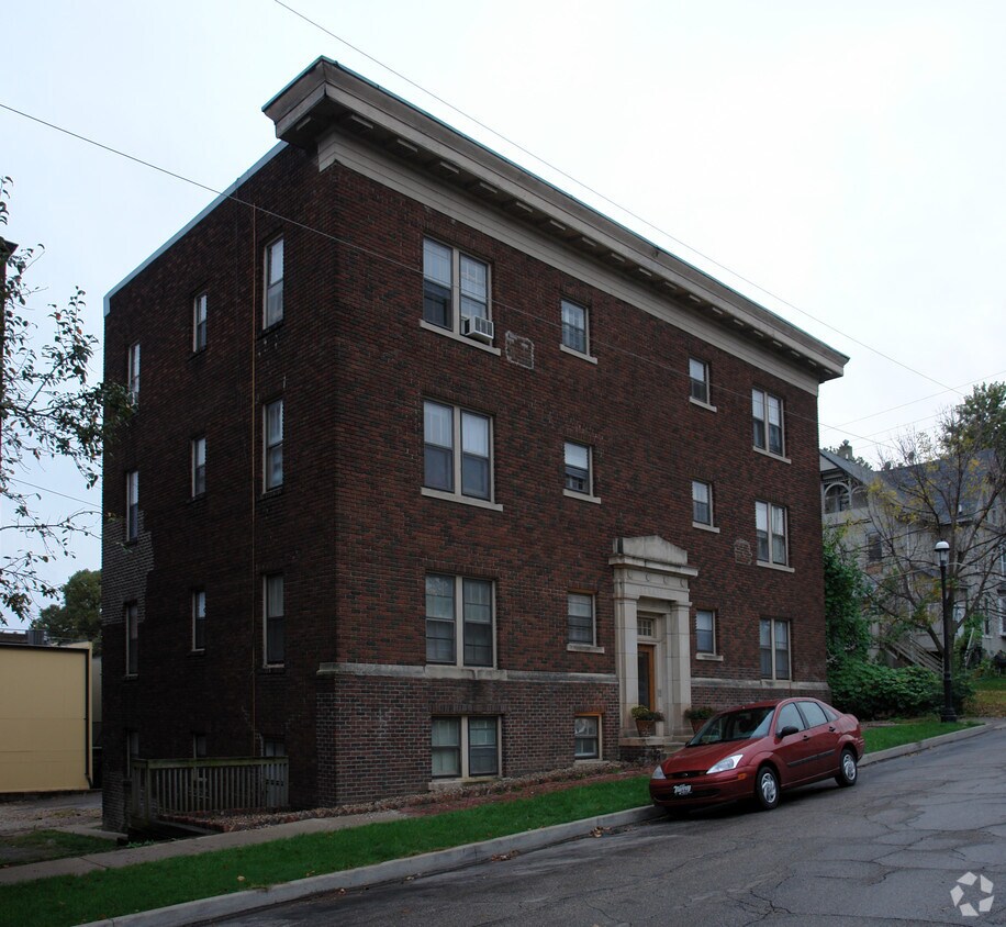 Building Photo - 1512 Park St
