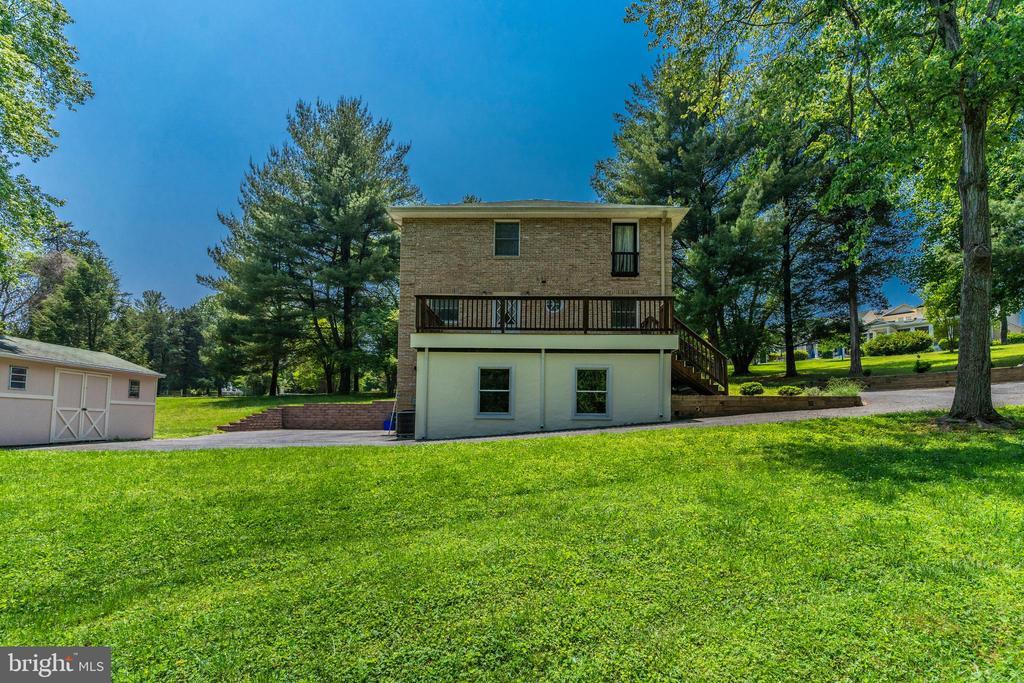 Foto principal - 9201 Harrington Dr