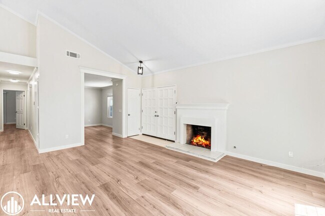 Foto del edificio - Charming San Juan Capistrano Home with Garage & Modern Amenities