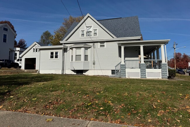 Foto del edificio - 3805 Regent Ave