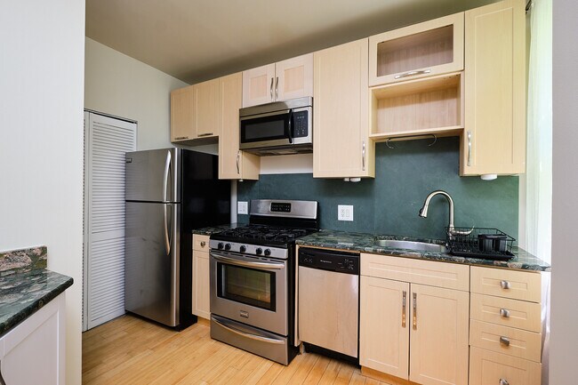 Foto del edificio - 1123 5th St NW