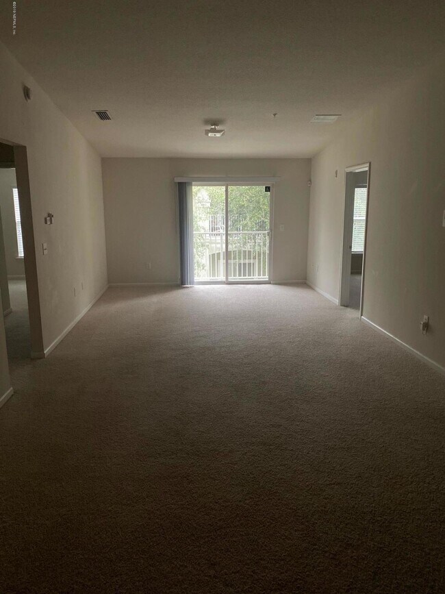 Foto del edificio - 7062 Snowy Canyon Dr