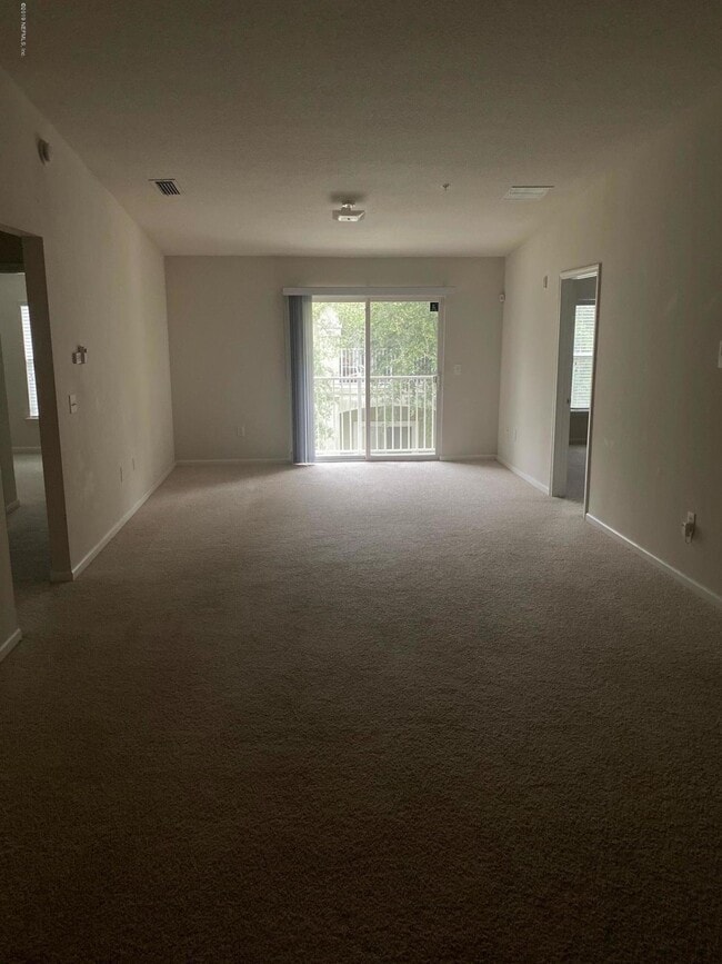 Building Photo - 7062 Snowy Canyon Dr