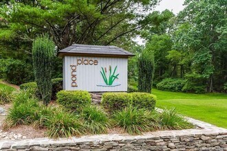 Building Photo - 5 Edgewood Cir