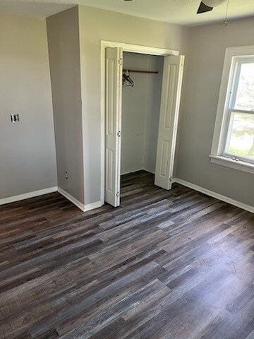 Foto del edificio - 6921 Milestrip Rd