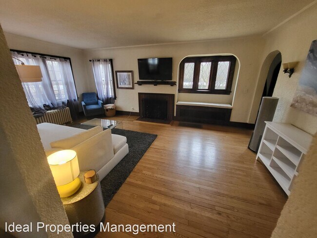 Foto del edificio - 3 br, 1.5 bath House - 1623 W Outer Park D...