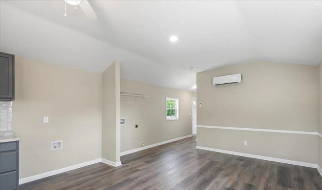 Building Photo - 16710 Gabriel Wy